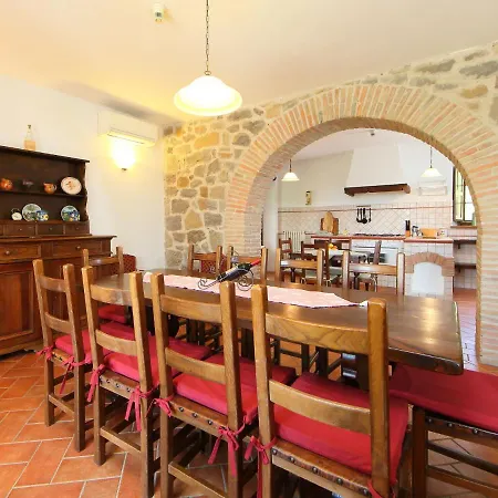 Holiday home Holiday Home Val D'Orcia By Interhome Radicofani