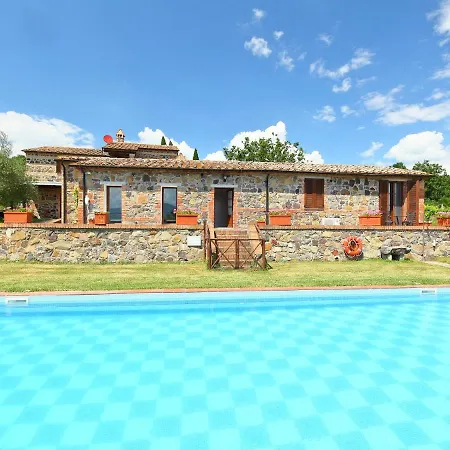 Holiday home Holiday Home Val D'Orcia By Interhome Radicofani